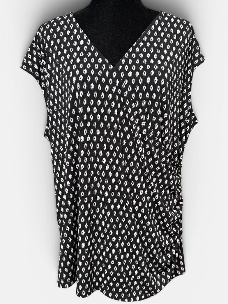 41 Hawthorn Black White Ikat Print Faux Wrap Top Ruched Side Plus Size 3x